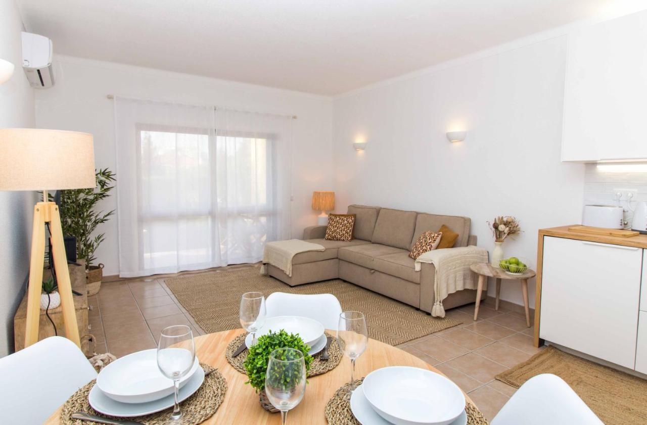Oura 7 Apartment อัลบูเฟรา ภายนอก รูปภาพ