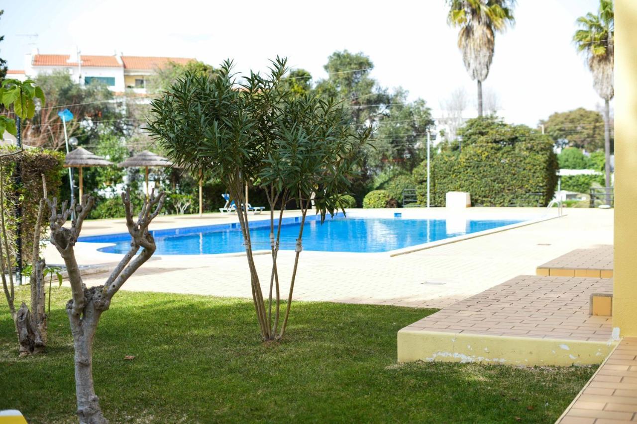 Oura 7 Apartment อัลบูเฟรา ภายนอก รูปภาพ
